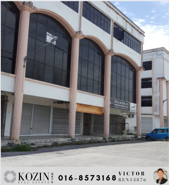 4 Storey Shophouse @Pending